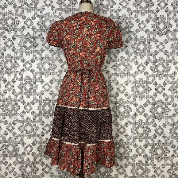 Vintage 70's Prairie Dress - Picture 3 of 11